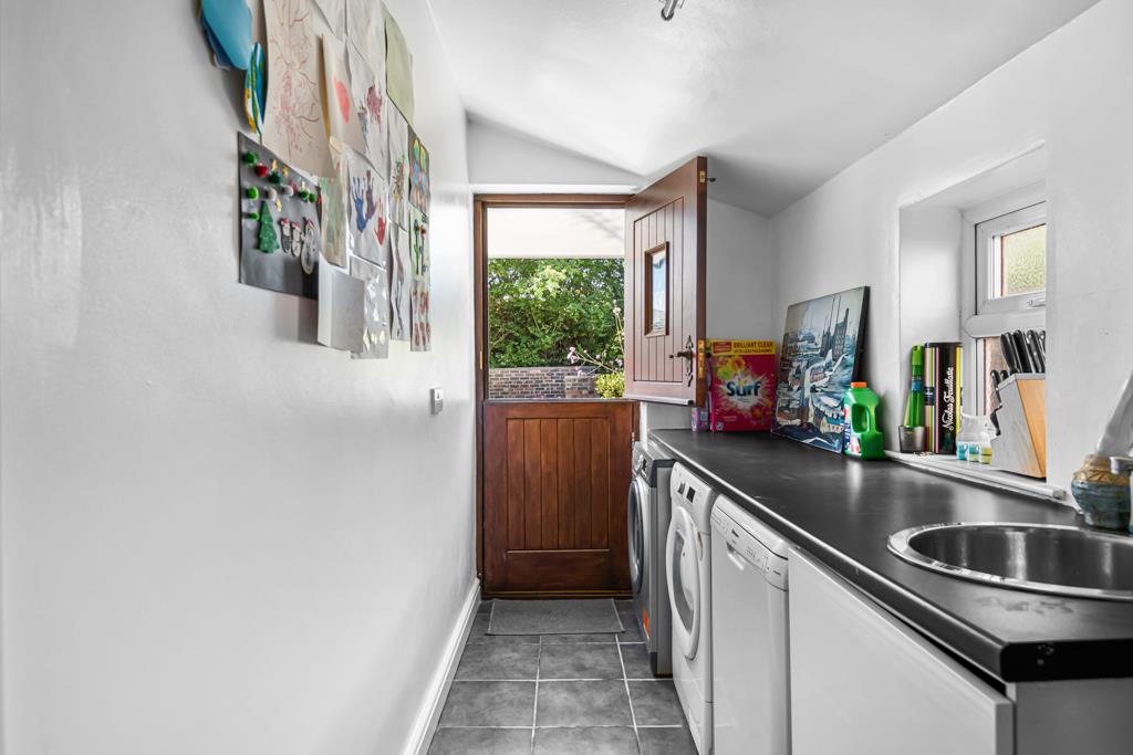 Rilshaw Lane, Winsford CW Estate Agents